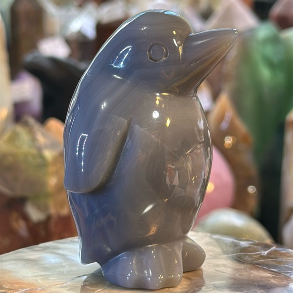 Agate Crystal Penguin Carving! - Picture 4 of 11